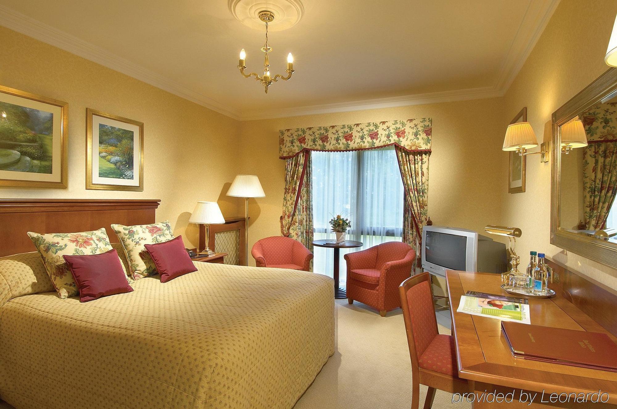 Parkway Hotel & Spa Cwmbran Værelse billede