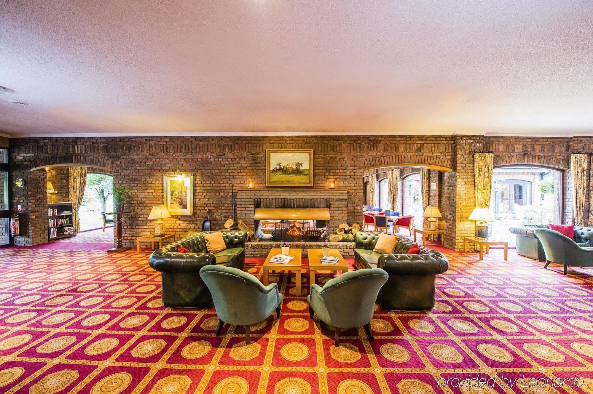 Parkway Hotel & Spa Cwmbran Eksteriør billede