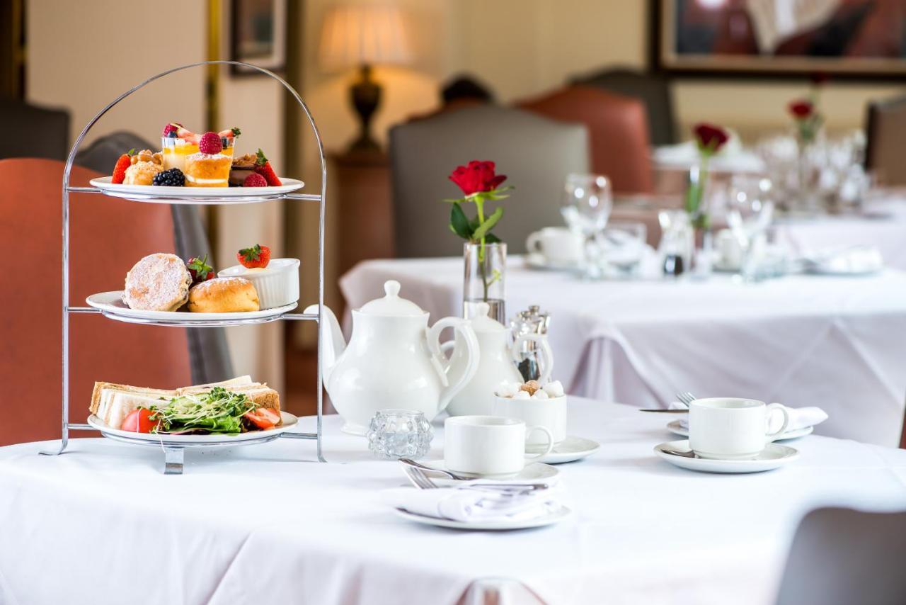Parkway Hotel & Spa Cwmbran Eksteriør billede
